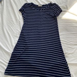 Olivia Rae, Size M, T shit dress, Navy with White stripes